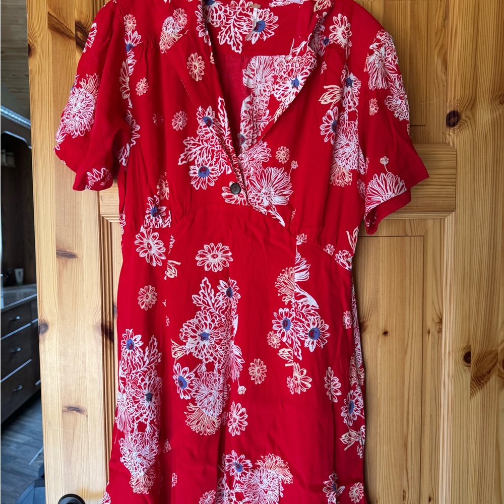 NWOT Free People Red and White Flutter Sleeve Mini Dress